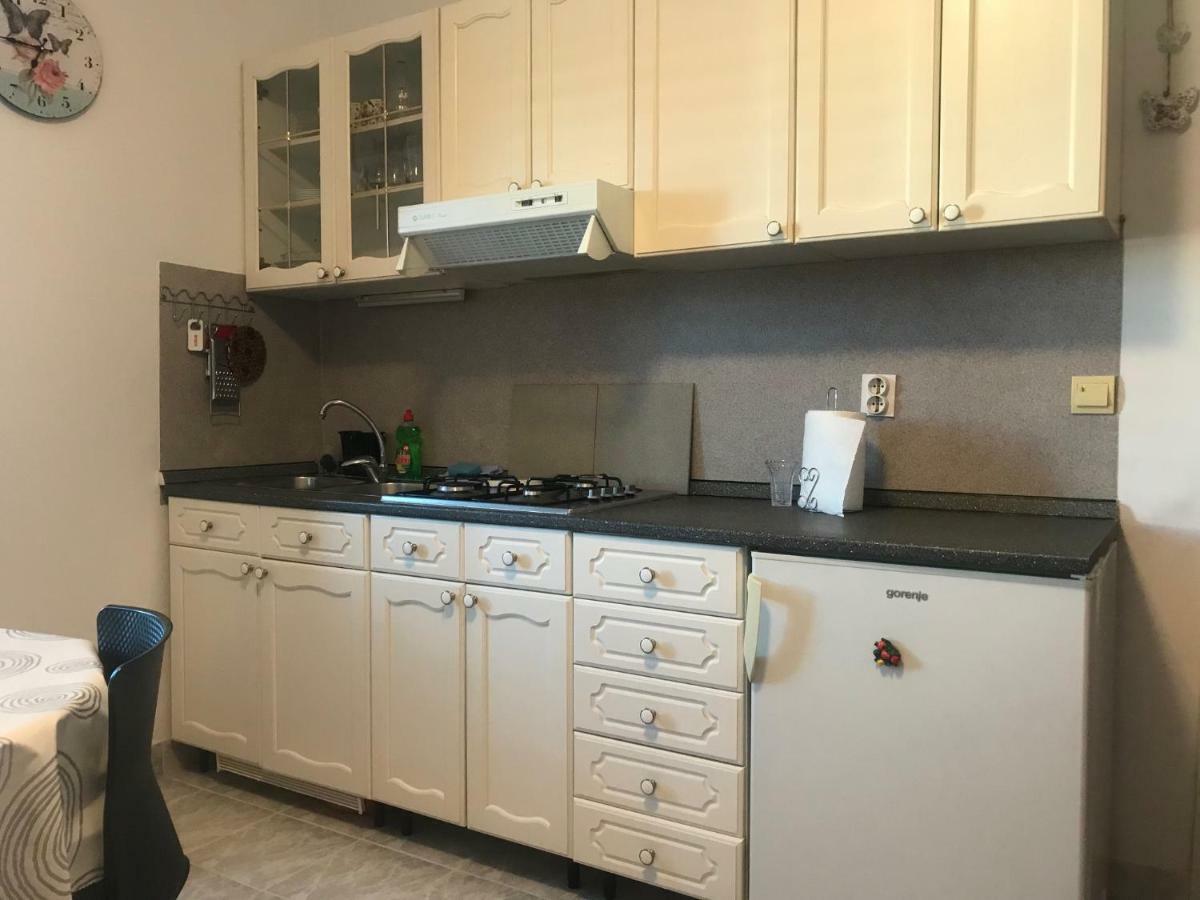 Apartman Gracin Primošten Eksteriør bilde